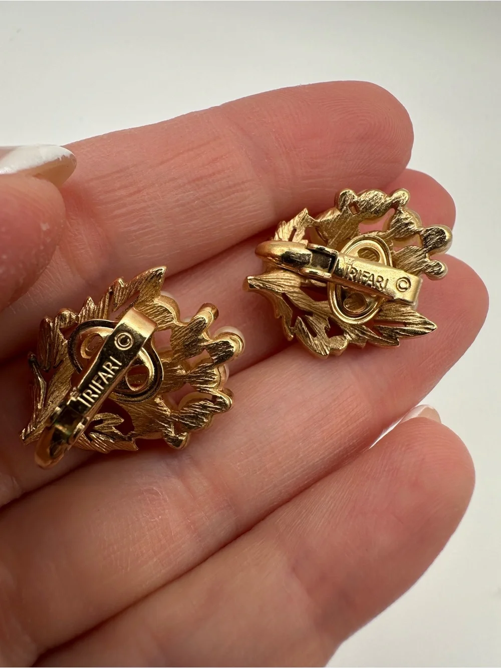 Trifari Gold-Tone Pearl Cluster Leaf Brooch with Matching Earrings